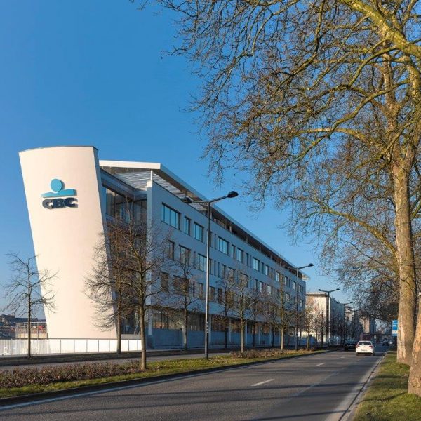 © CBC – Banque et Assurances CBC Namur Quai du Bon Dieu - Nouveaux bureaux de la banque CBC