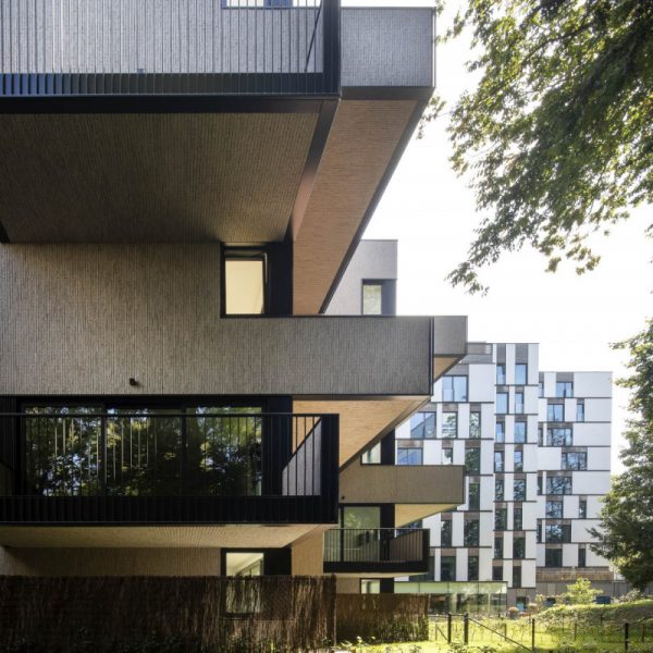 725 Ensemble de logements passifs en milieu urbain