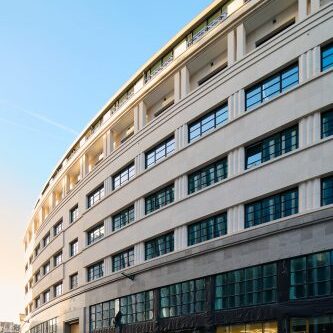 BPC – yg-4767-001-333×500 Immeuble Ravenstein 36 - BREEAM Excellent