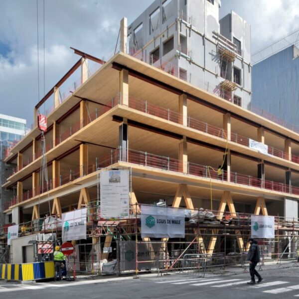 © Louis De Waele Immeuble de bureaux - Montoyer 10 - Structure mixte bois et Béton